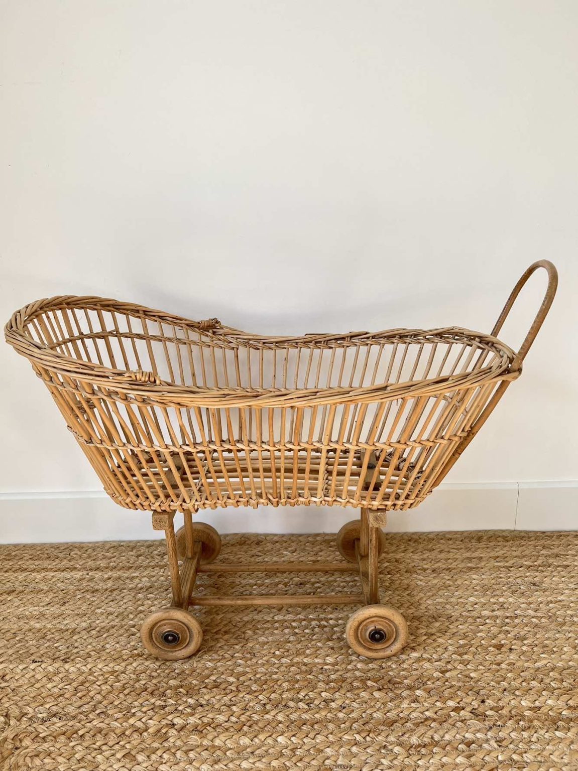 ANCIEN LANDAU BERCEAU De Poupee Osier Et Metal Avec Matelas / Capote En