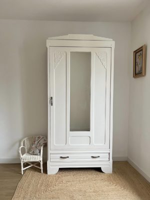 armoire bonnetière art-déco