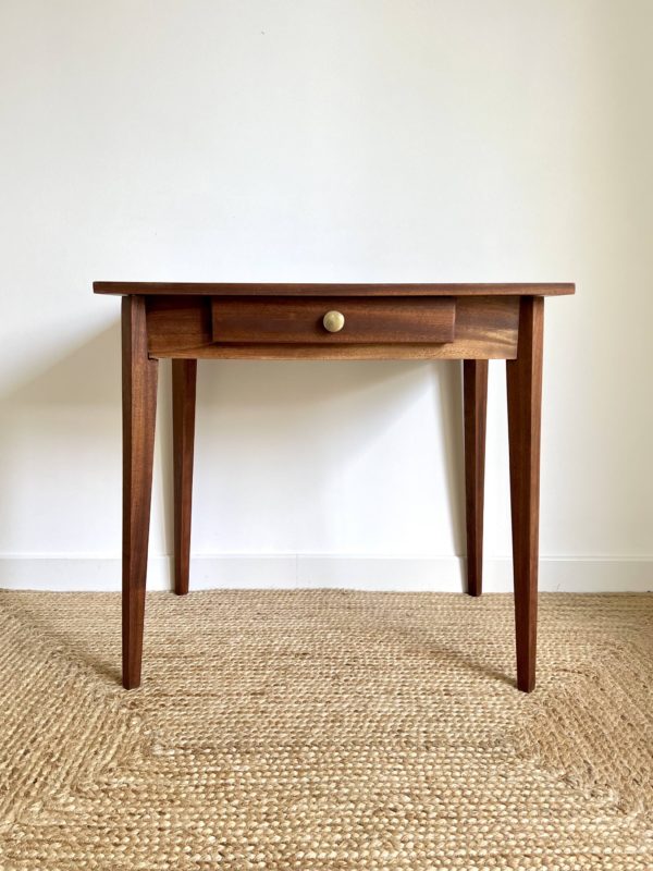 table ou bureau scandinave en noyer massif des années 50