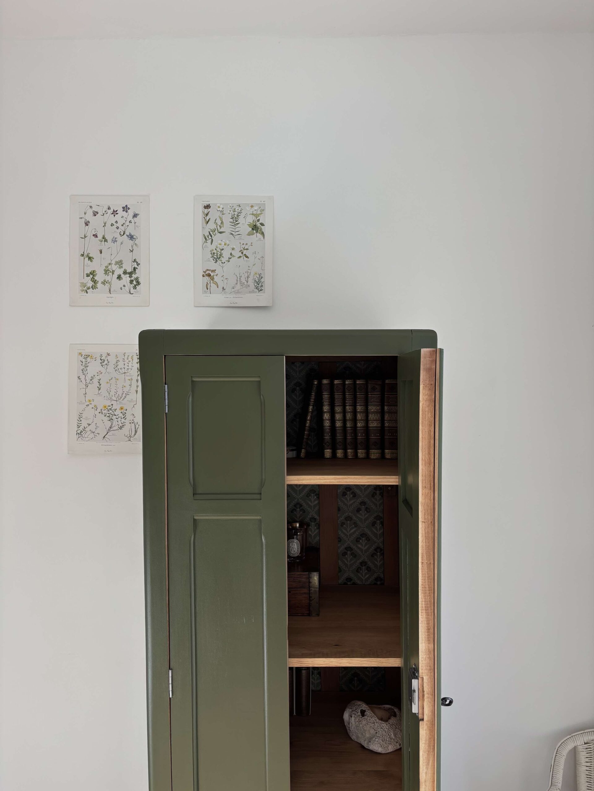 ADOPTÉE - La petite armoire "Aubade parisienne" – Image 15