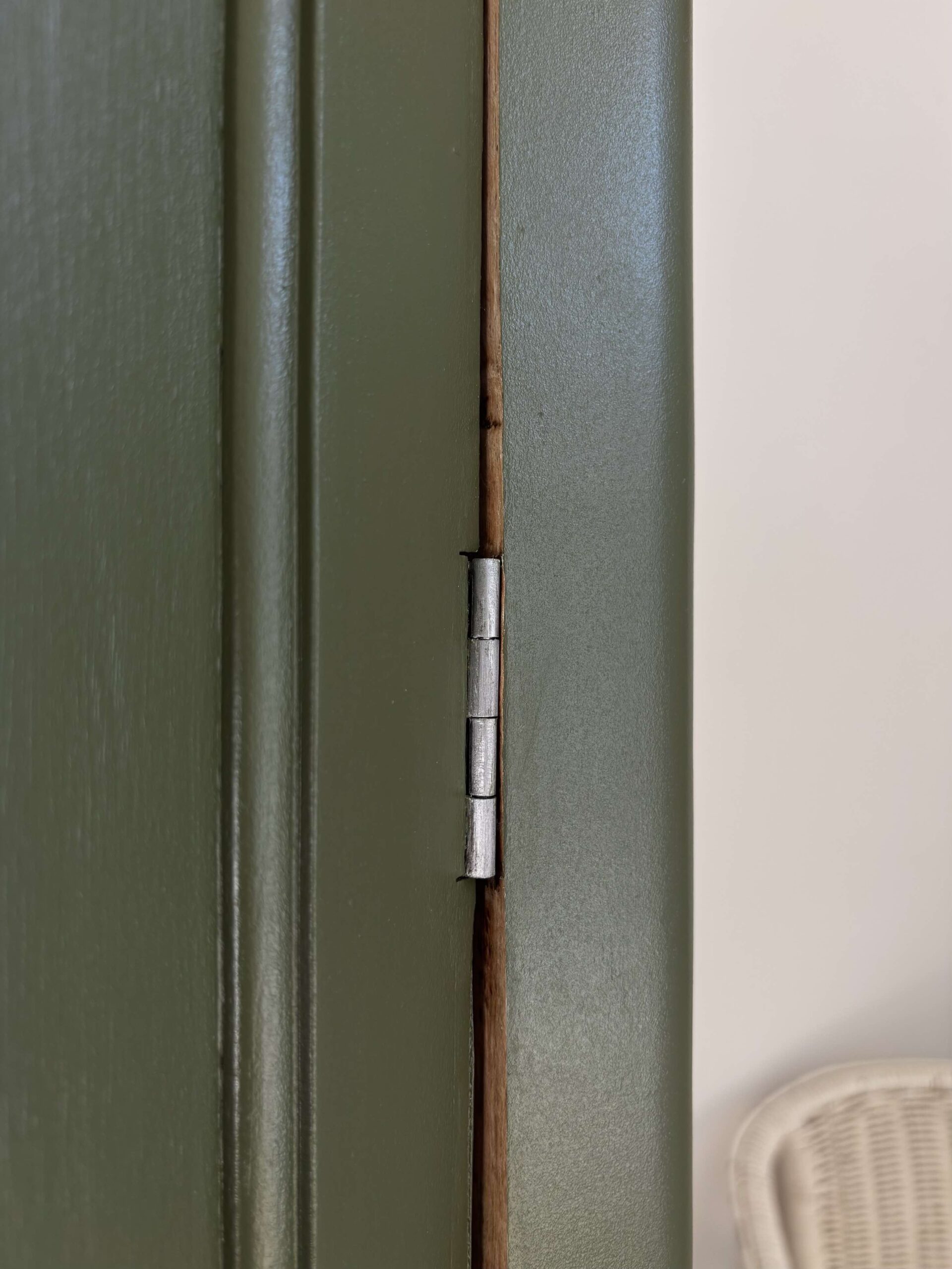 ADOPTÉE - La petite armoire "Aubade parisienne" – Image 25