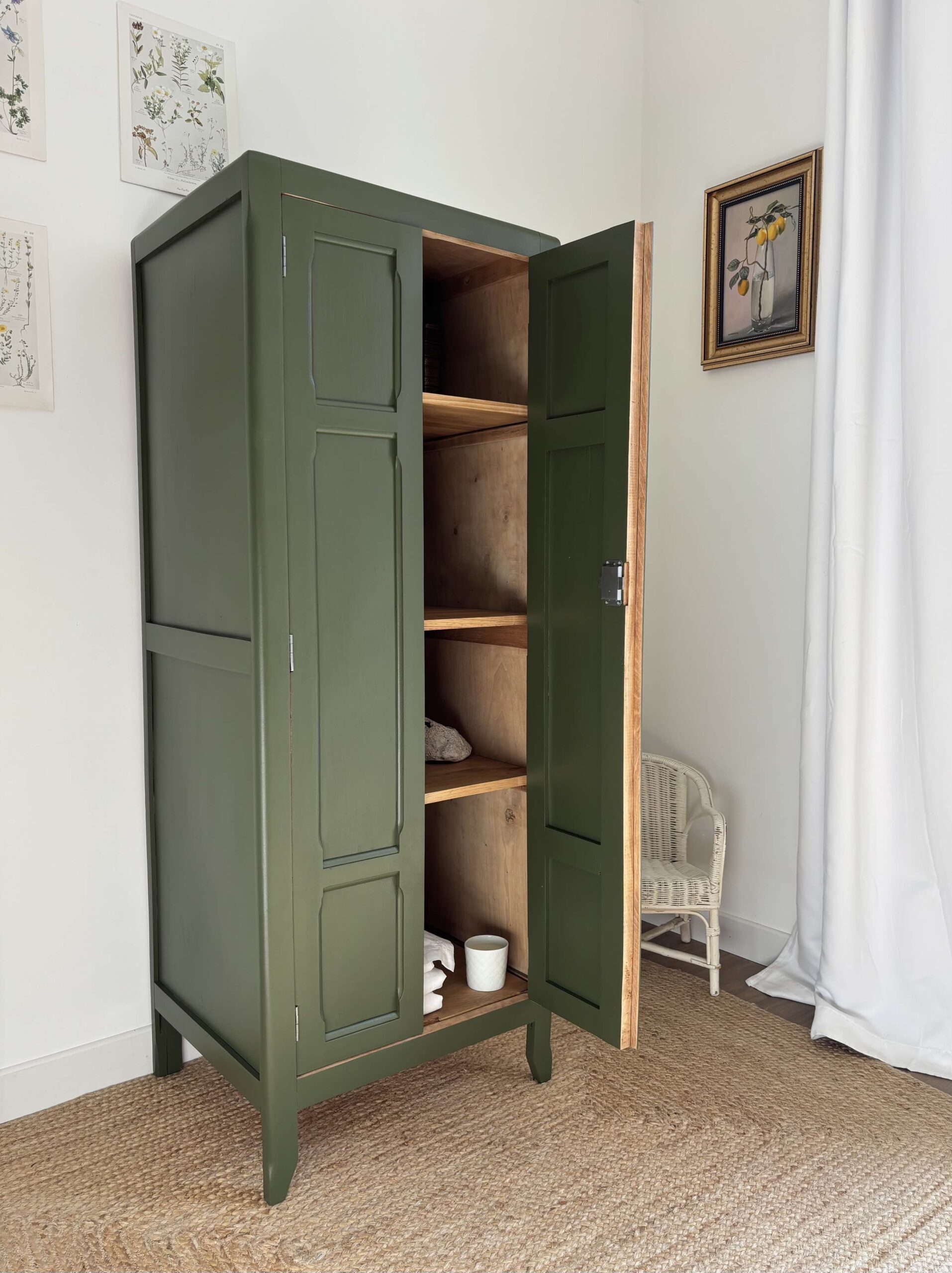 ADOPTÉE - La petite armoire "Aubade parisienne" – Image 10