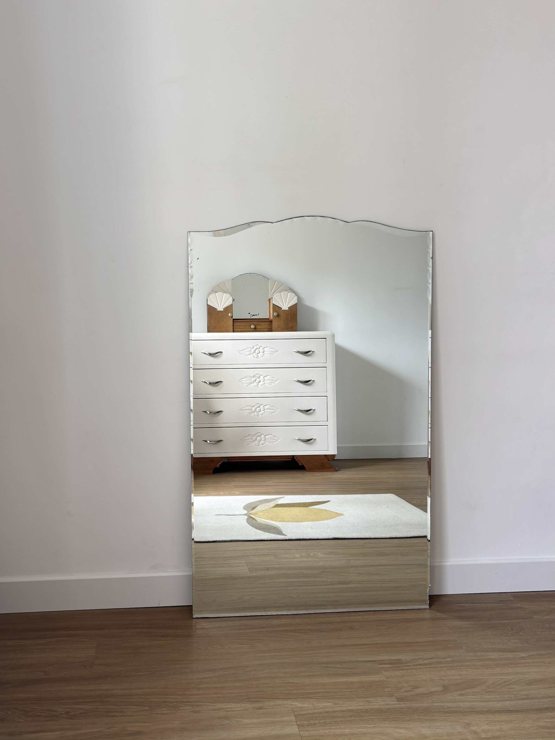 ADOPTÉ - Le miroir ciselé "Le camélia rouge" – Image 6