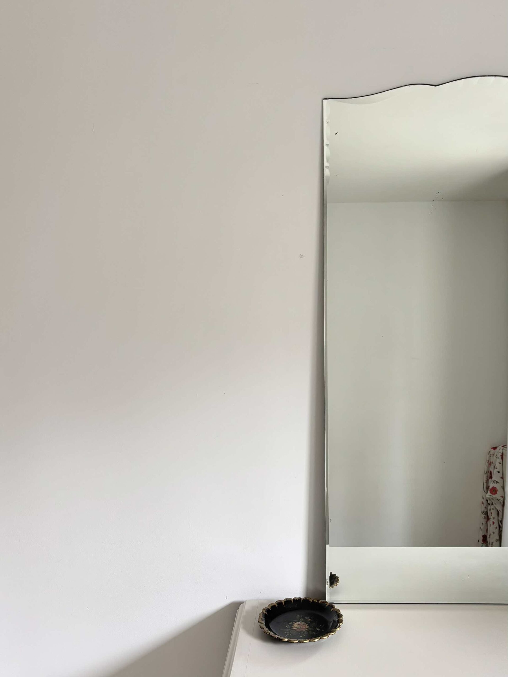 ADOPTÉ - Le miroir ciselé "Le camélia rouge" – Image 12