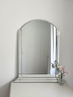 miroir vintage ciselé à pacloses
