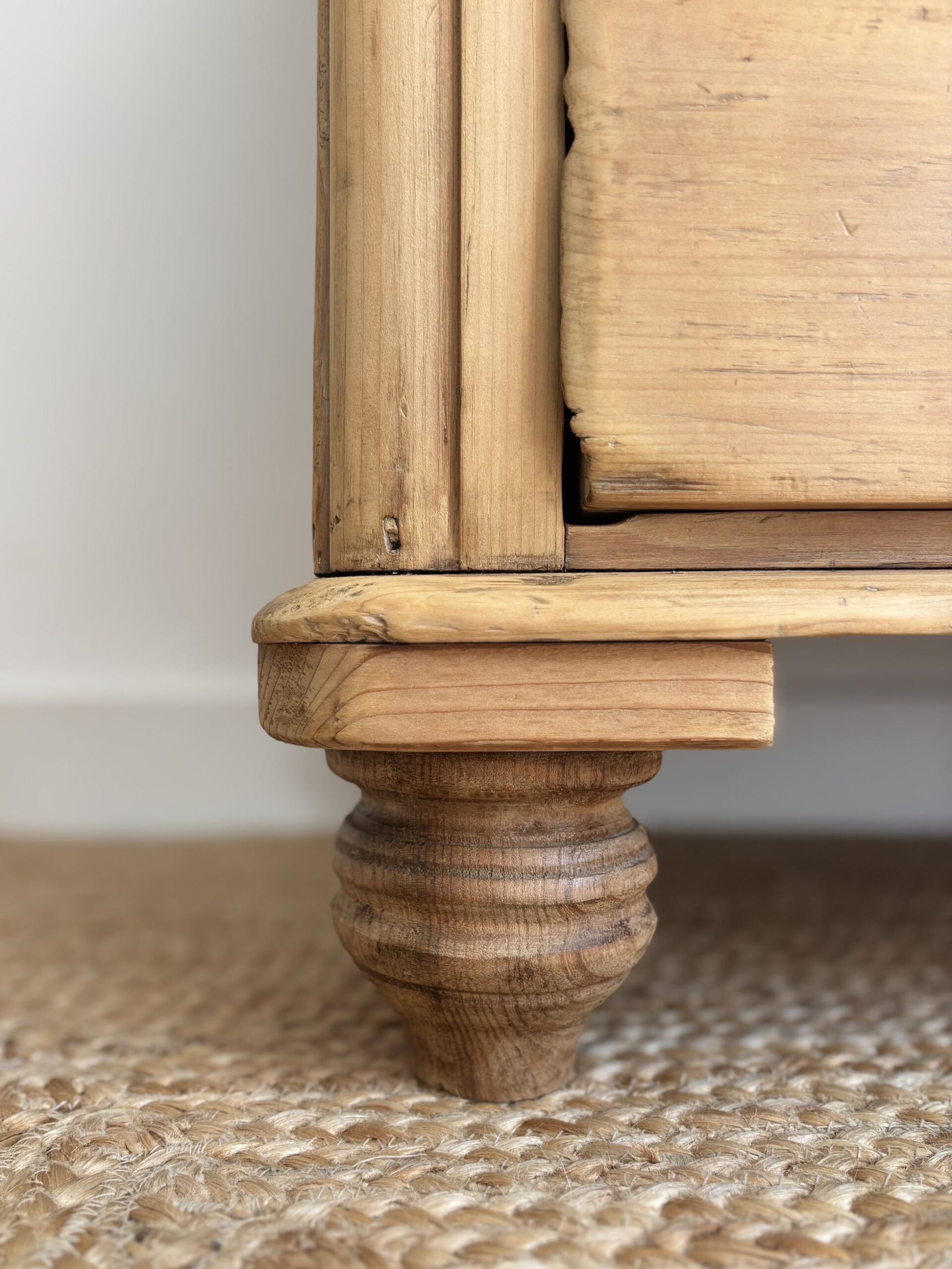 ADOPTÉE - La commode anglaise Sonnet 43 – Image 10
