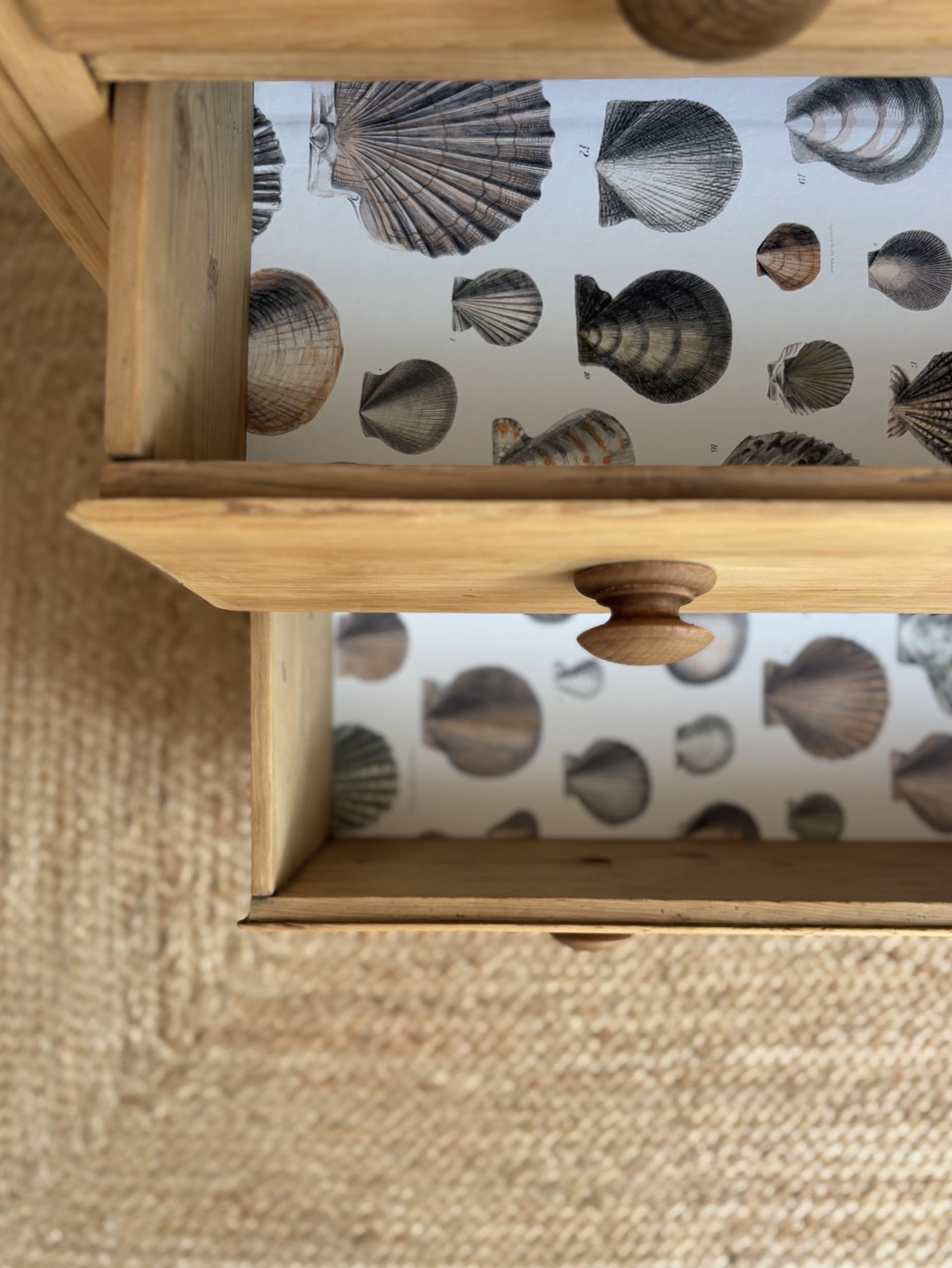 ADOPTÉE - La commode anglaise Sonnet 43 – Image 12